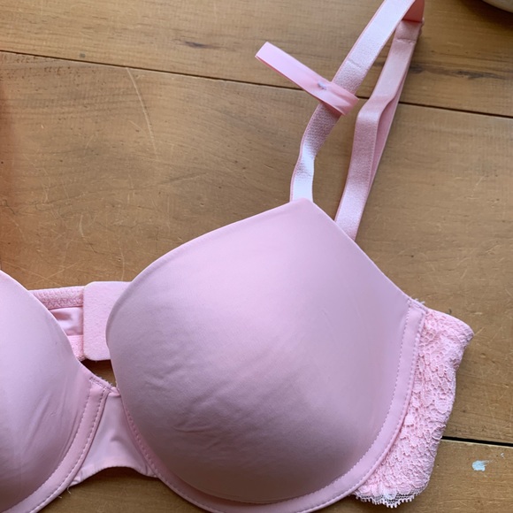 NWOT / 34D / La Vie en Rose / Soft Pink & Lace Bra - Picture 2 of 8